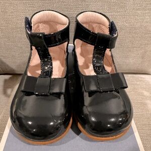 Jacadi, Baby girl, navy blue, toddler dress shoes. Size 22 EU, size 6 US.